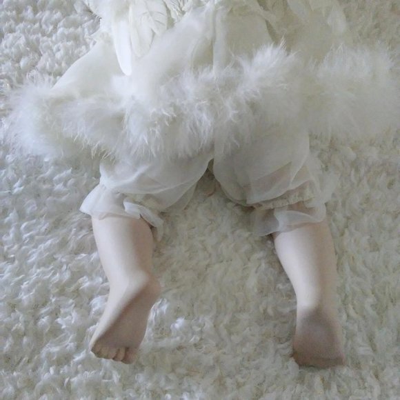 Goldenvale Collection Porcelain Angel Wing Doll very rare - Picture 5 of 15